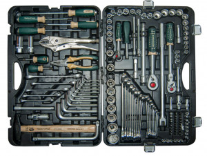 Набор инструментов Force-41421:1/4"&3/8"&1/2"DR с 6-гранными головками 142пред. фото в интернет-магазине АвтоОлимп